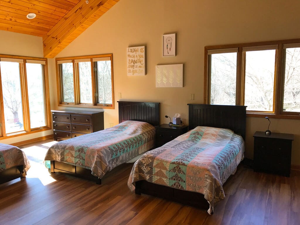 bedroom at red oak recovery