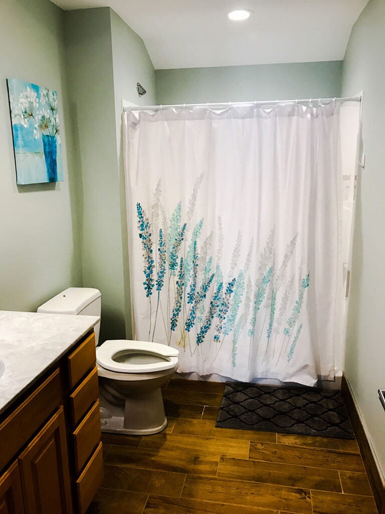 Red Oak Recovery<sup>®</sup> bathroom