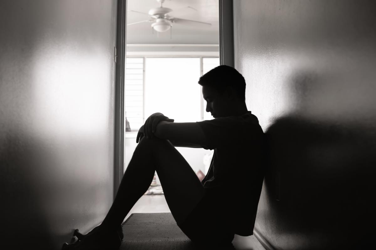 Dealing with Psychological Trauma Treating Psychological Trauma