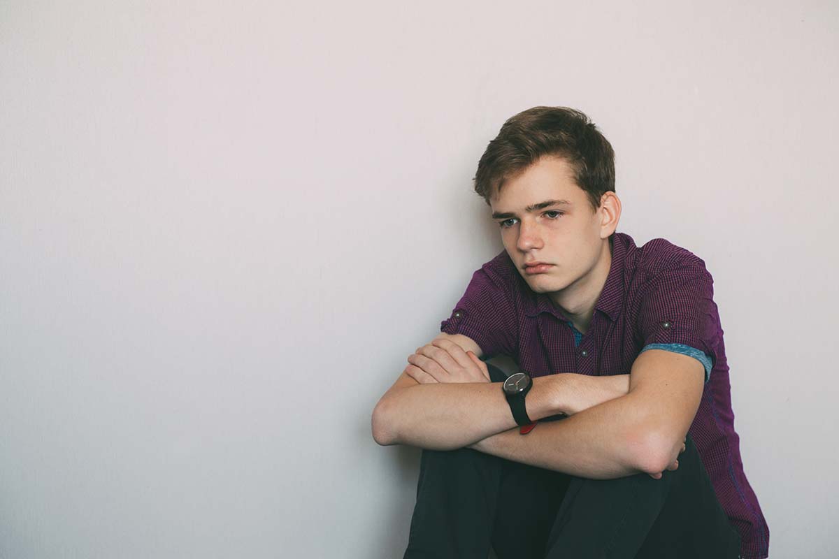 Understanding the Dangers of Mixing Substances Such as Prescription Drugs and Alcohol