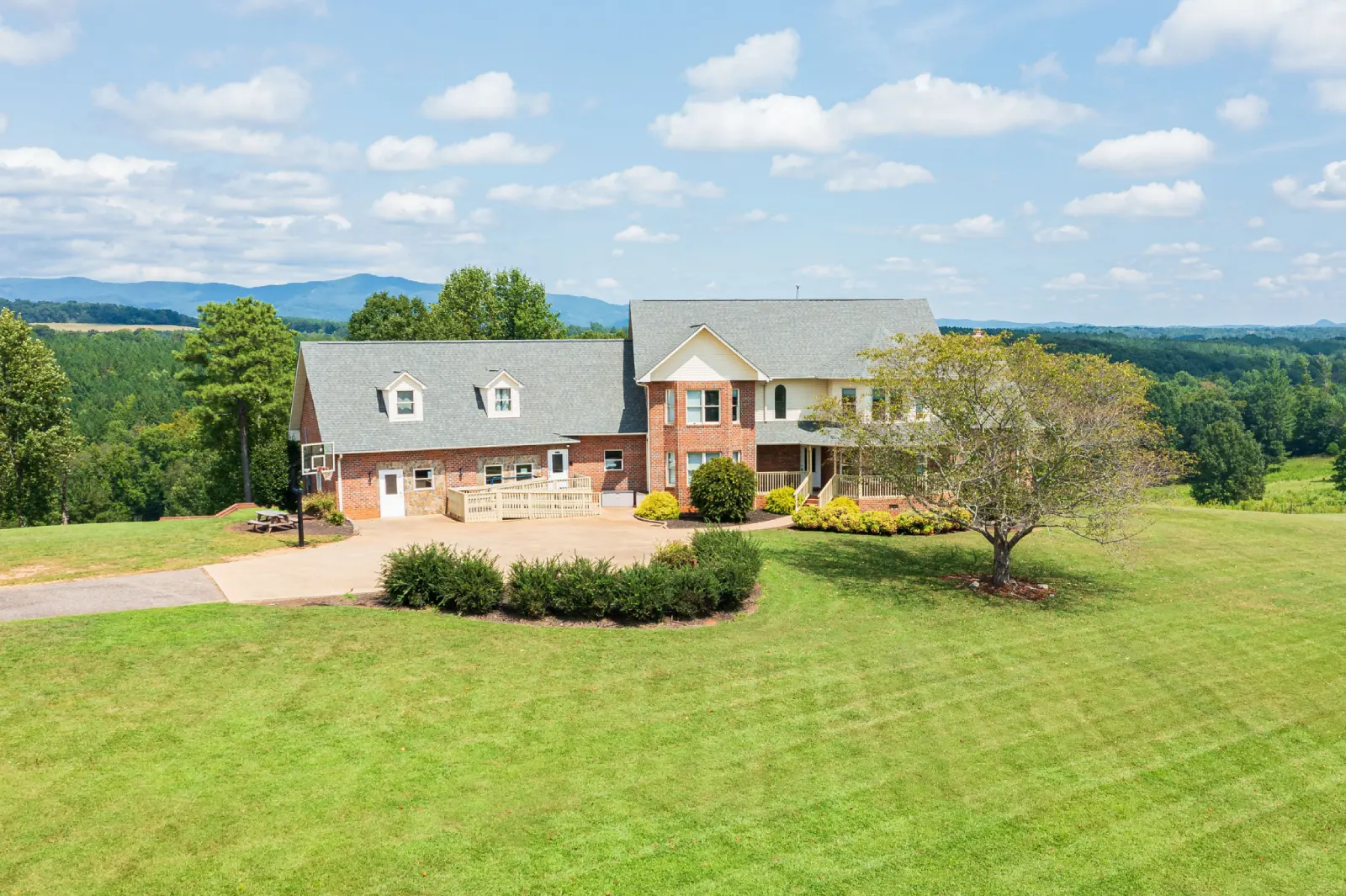 Red Oak Recovery Expands Services for Adult Men in Recovery